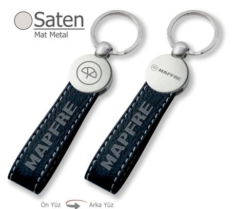 Lederanhänger mit Metallplatte